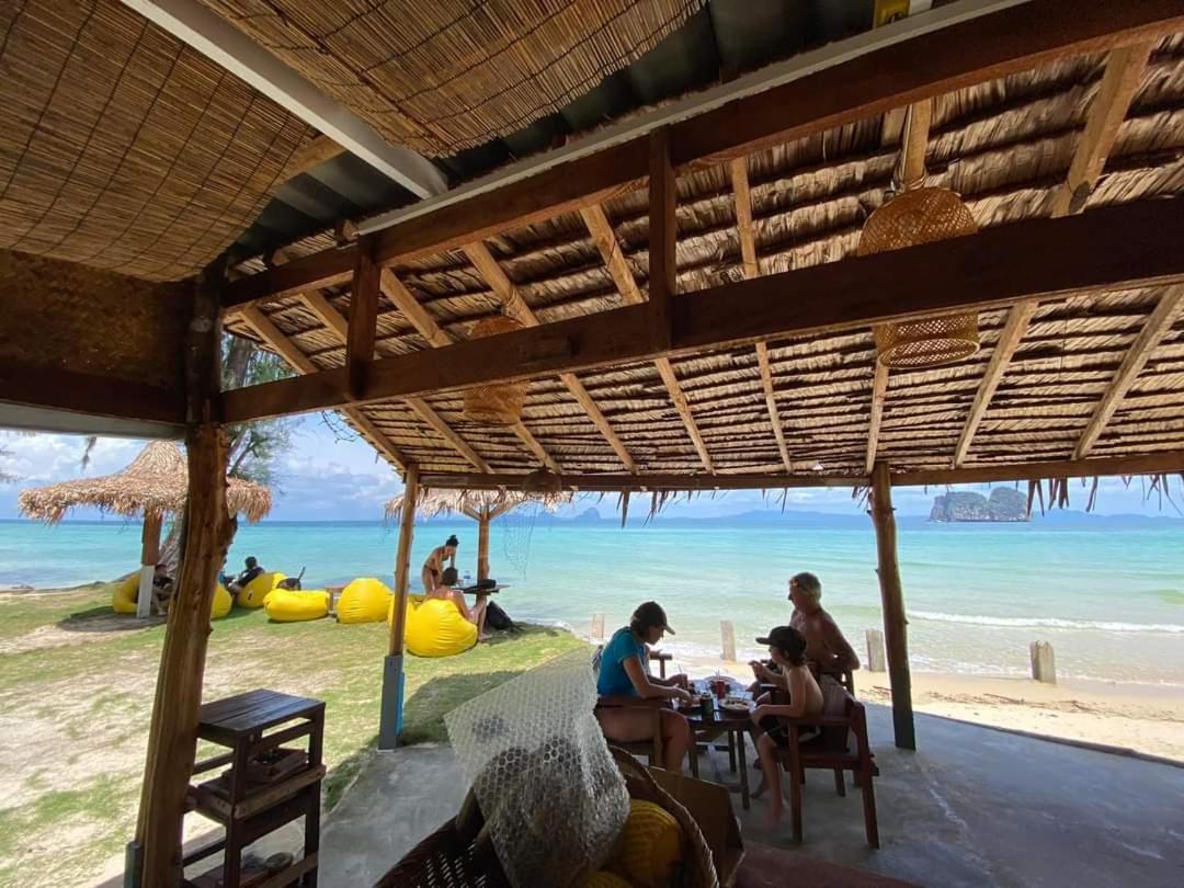 Koh Ngai Seafood Ξενοδοχείο Δωμάτιο φωτογραφία